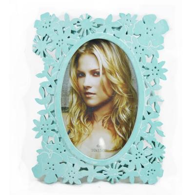 China Environmental Friendly Resin Gold Photo Frame 4*6