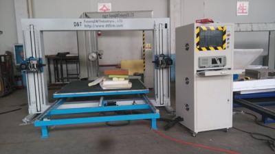 China cortadora vertical de la espuma del CNC del cortador de la forma de 3100kg EVA para la espuma del fenol en venta