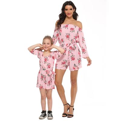 China Custom Floral Printed One-Piece Vintage Jumpsuit Mom and Daughter Clothes Mom Girls Dress Family Matching Outfits for sale