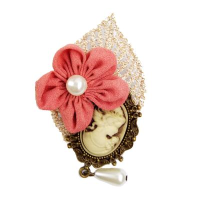 China Antique ALLOY Vintage Brooch Pin Cape Handmade Gothic Jewelry Women Corsage Party Pin Brooches for sale