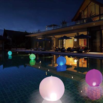 China Newest Swimming Pool Garden Inflatable Globe LED Solar Rechargeable Float Light for sale