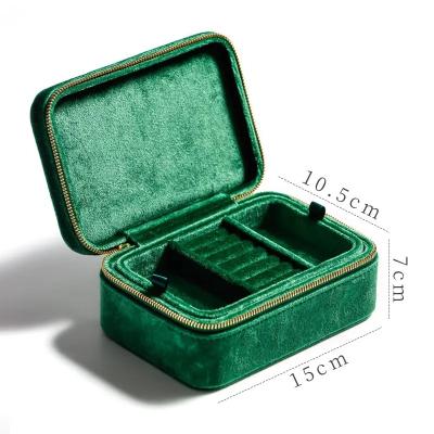 China Fashion Handmade Design Small Velvet Engagement Ring Box Ring Jewelry Packaging Custom Romantic Soft Luxury Box for sale