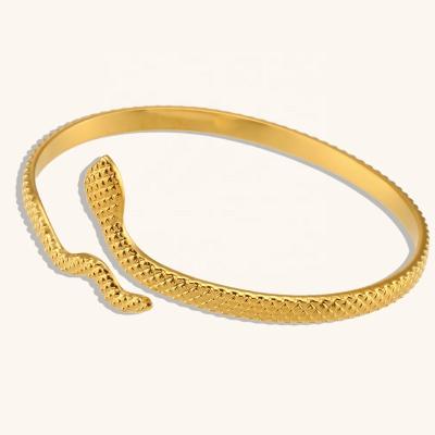 China Fashion Jewelry Waterproof European Minimalist Gold Plated Snake Texture Open Adjustable Bangle Bracelet Stainless Steel Jewelry for sale