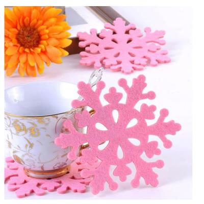 China Sustainable Christmas Snowflake Shaped Mug Mat Felt Coaster for sale