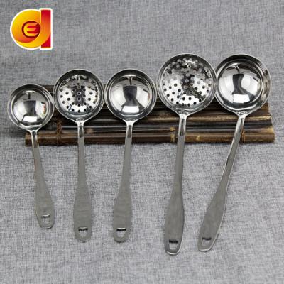 China Wholesale Viable China Polishing 201 Stainless Steel Soup Pocket Strainer Spoon for sale