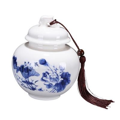 China New Design Freshness Preservation Small Blue And White Porcelain Storage Pot Chinese Antique Ceramic Teapot for sale