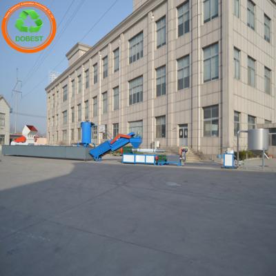 China 150 2000 kg/h Output Pelletizing Machine for Film Bags Recycling Clean Plastic Pellets for sale