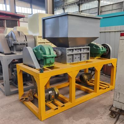 China Function Waste Material Shredding Industrial Shredder with Twin Shaft Automatic Shredder for sale