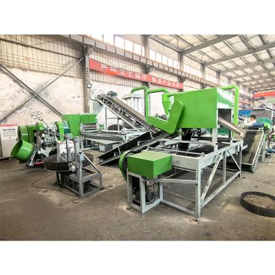 China 90 kW Tire Crushing And Recycling Production Line Full Automatic Tire Recycling Machine for sale