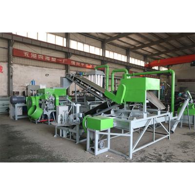 China 21000 KG Tyre Shredder Crushes Tyres into Rubber Pieces for Rubber Powder Production for sale