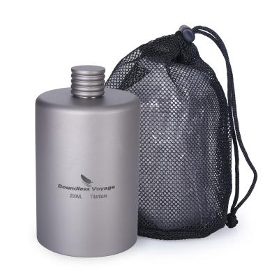 China Travel 200ml Lightweight Unlimited Titanium Hip Flask Camping Wine Bottle Outdoor Drinks Flask for sale