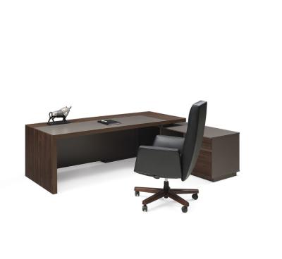 China Modern Large Stock Executive Office Furniture Manager's Desk Luxury Office Good Quality Desk for sale