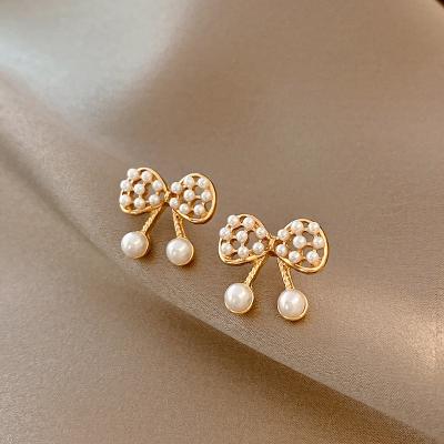 China 2022 New Retro Vintage Rhinestone Diamond Rhinestone Simple Simple Korean Jewelry Ladies Stud Earrings Wholesale for sale