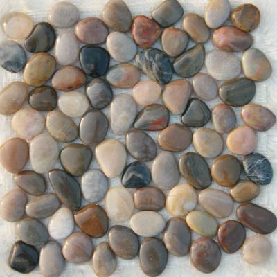 China Modern White Rocks Polished Flat Ceramic Massage Mat Granite Cobble Pebble Quote Mat Mosaic Stone Garden Foot Decoration for sale