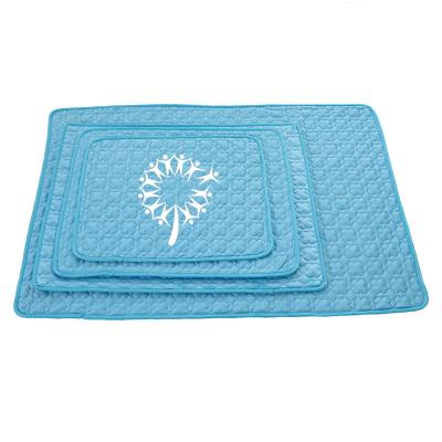 China Cooling Mesh Cooling Mat Breathable Outdoor or Indoor for Portable Dogs Cats and Pets Washable Cooling Blanket for sale