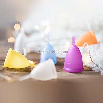 China 100% Medical Silicone Reusable Silicone Menstrual Cups 100% Silicone Eco-friendly Women Close Fit Copa Menstrual Cup for sale