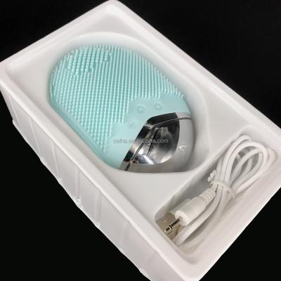 China USB Rechargeable Electric Deep Cleansing Waterproof Double Sided Sonic Mini Silicone Facial Cleansing Brush for sale