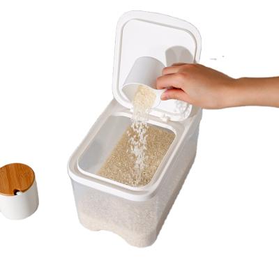 Китай 10KG Sustainable Transparent Plastic Rice Bucket Kitchen Storage With Lid Large Plastic Rice Container Storage продается