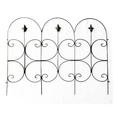 China Easily Assembled Decorative Metal Lawn Edging Barrier Ideas Vintage Wrought Iron Flower Border Fencing Small Steel Garden Fence for sale