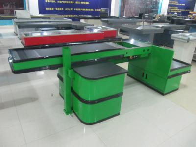 China Custom Conveyor Belt Checkout Counter Shop Counter Table With Bag Hooks for sale