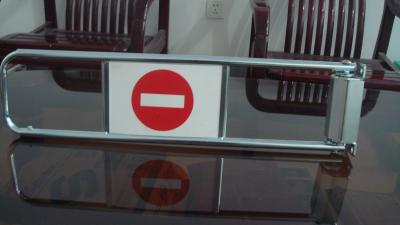 China Chrome Barrier Pedestrian Railing / Handrail With Acrylic Stop Sign Board for sale