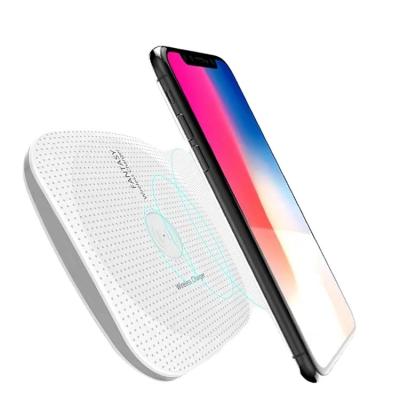 China Wireless Charging Pad Qi Square Qi Wireless Standard Convenient Wireless Charger Wireless Charger For Mobile Phone for sale