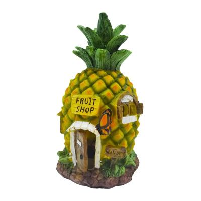 China Other Strawberry Pineapple Resin Garden Decorations Outdoor Solar Christmas Light Ornaments Waterproof for sale