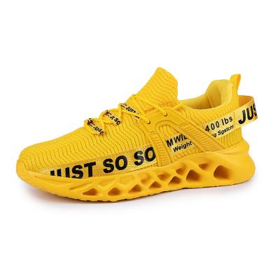 China Fashion \ Comfortable Authentic Breathable Men \ Durable \ Breathable \ Lit Running Shoes Factory Flight Mesh Running Shoes Breathable Men Brand Wholesale Running Shoes for sale