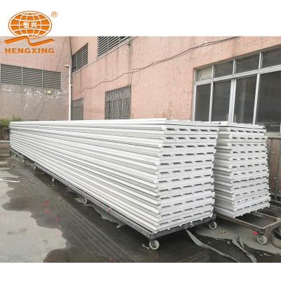 China 1025 mm pvc insulation sandwich panel for sale