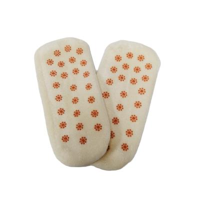 China Polyester-cotton blend+Gel Low Price Heel Split Spa Moisture Gel Pads Foot Care Silicone Gel Pads Moisturizing Socks for sale