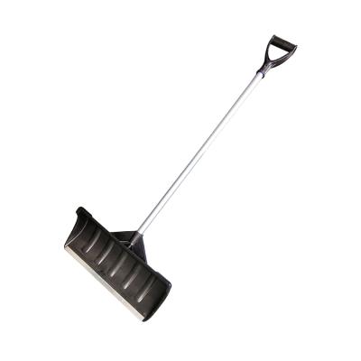 Cina 2021New Design Durable Plastic Snow Push Shovel Large Quality Lightweight Shovel For Snow in vendita