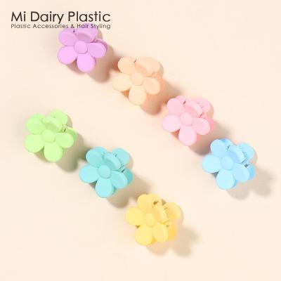 China Hair decorations SLFZ0013 OEM ODM Factory Bulk Sale PC PS ABS Macaron Candy Daisy Hair Clips for Women Girls Kids Decorations for sale