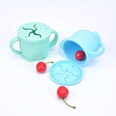 China Manufacturer Direct Sale Material Feature Bpa Free And PVC Free Silicone Cup With Lid for sale