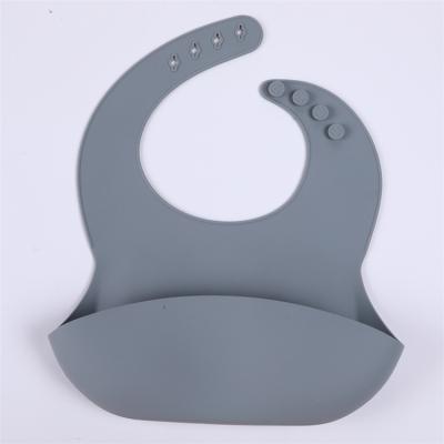 China Bpa Free Professional Manufacturer Pumpkin Shaped Shape And PVC Free Baby Silicone Feeding Bib for sale