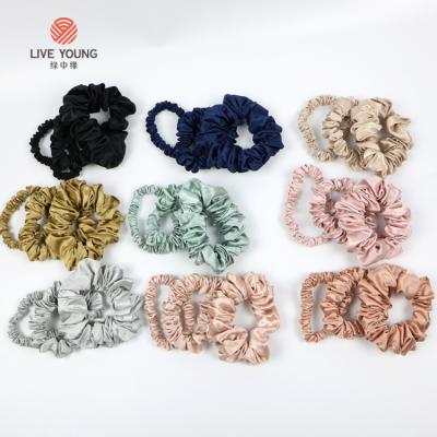 China Fashion Printing 6a Custom Silk Loose Elastic Satin Hair Scrunchies for sale