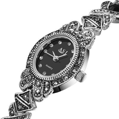 China Water Resistant Vintage Rhinestone Women's Quartz Watch Retro Cut Alloy Band Strap Wristwatch Crystal Clocks Gifts for sale