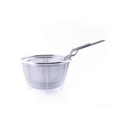 China Sustainable Stainless Steel Fryer Basket Round Wire Mesh Strainers For Chicken Wings Chip Frying With Detachable Handle for sale