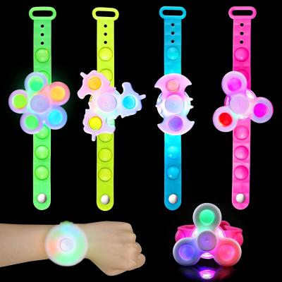 China Worry Relife Noise Bracelet Wiggle Spinner Spinner Halloween Christmas Light Up Gifts Wiggler Bracelet LED Bundle Glow in Dark Wristband for sale