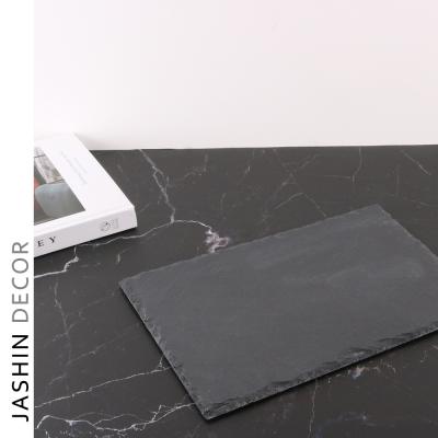 China Modern Factory Direct Natural Edge 25*12*0.5cm Rectangle Black Slate Rope Handle Serving Tray for sale