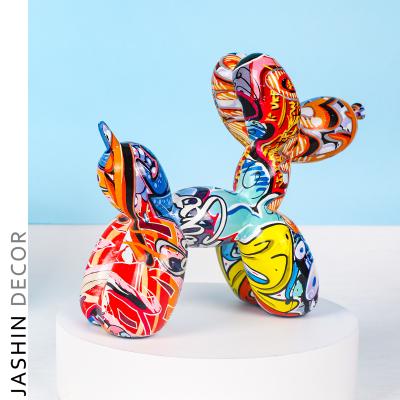 China Japan balloon dog ornaments living room TV American home cabinet crafts resin graffiti desktop decorations for sale