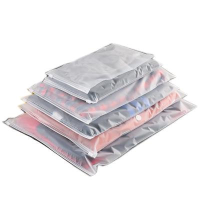 China 30*36cm Recyclable Plastic Tissue Tote Bag Zipper Bag for sale