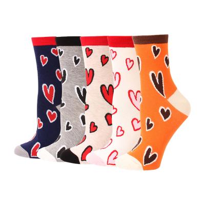 China 2022 Breathable Fashion Jacquard Knitted New LOGO Cotton Heart Valentine's Day Gift Socks Customized for sale