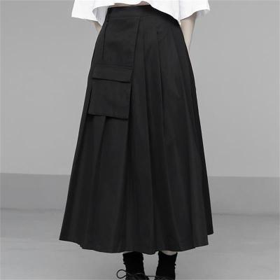 China New High Waist Bag Design Personality Black Breathable Japanese Pocket Pleated Skirt for sale