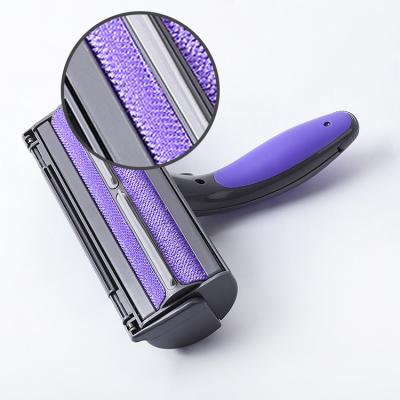 China Competitive Price Customized Pet Hair Cleaning Remover Tool Manual Hot Selling Brush With LED Lamp for sale