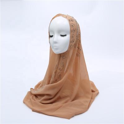 China Muslim Tudung Premium Quality Chiffon Hijab Scarf Diamond Glitter Chiffon Hijab With Stone for sale