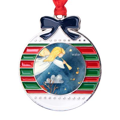 China DIY Home Decoration New Arrivals Sublimation Blanks Personalized Printable Metal Christmas Wreath Ornaments for sale