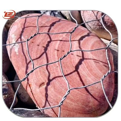 China Twisting China Manufacturer High Tensile Strength 550 Mpa Hot Dipped Galvanized Mesh Gabion Netting for sale