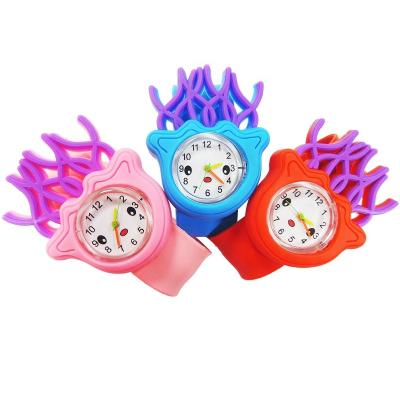 China Luminous Student's Sea Grass Silicone Watch for Festival Gifts for sale