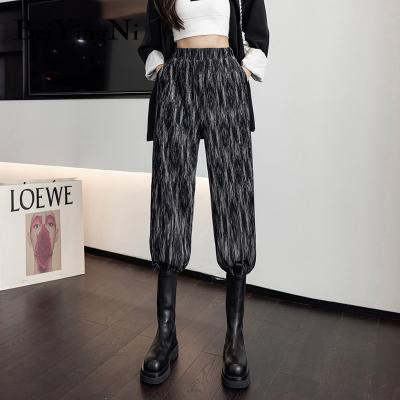 China Anti-wrinkle Velvet Autumn Winter Fashion Trousers Womens Tie Dye Wide Leg Pants Female for sale