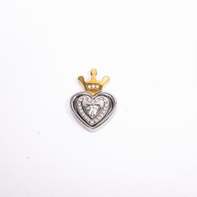 China Stainless Steel CLASSIC Heart Shaped Crown Pendant Necklace Covered Small Stones 18k Gold Plated Pendant For Women for sale